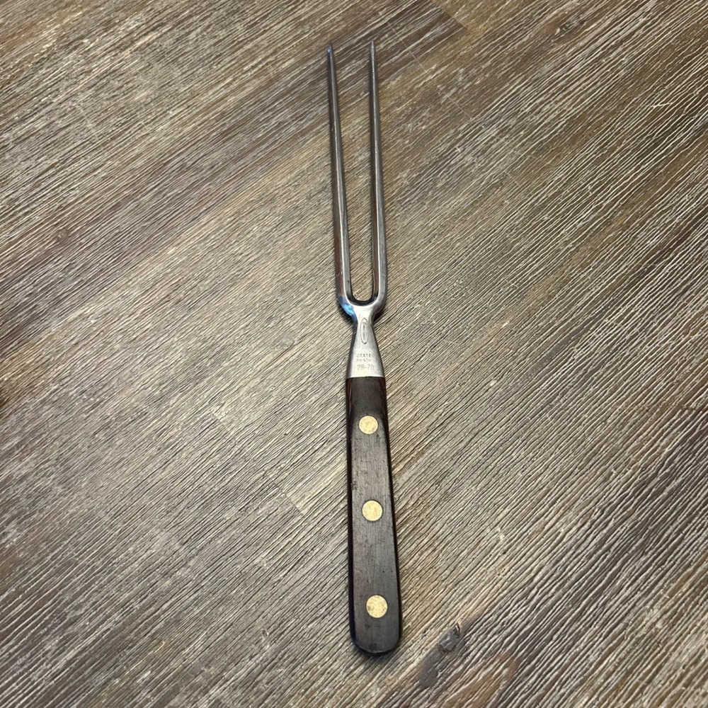 Vintage Dexter 28-78 Connoisseur Carving Meat Fork 11" Wood Handle Brass Rivets